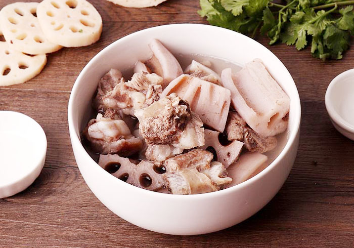 蓮藕豬骨湯