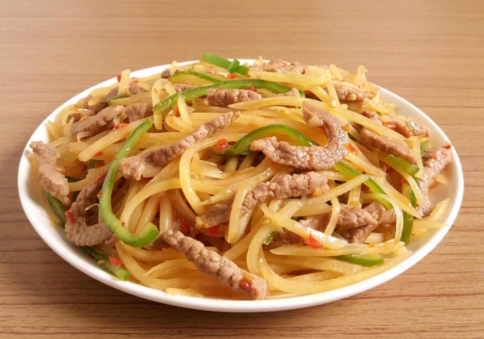 土豆絲炒肉