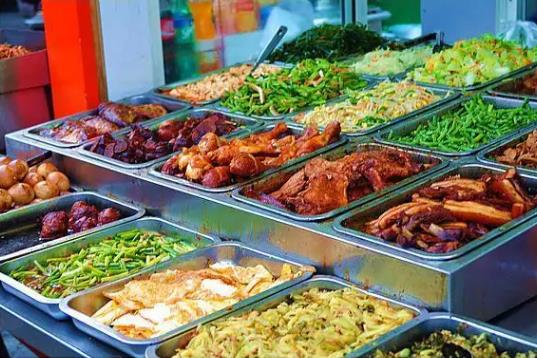 深圳企業(yè)飯堂承包應如何清洗蔬菜？